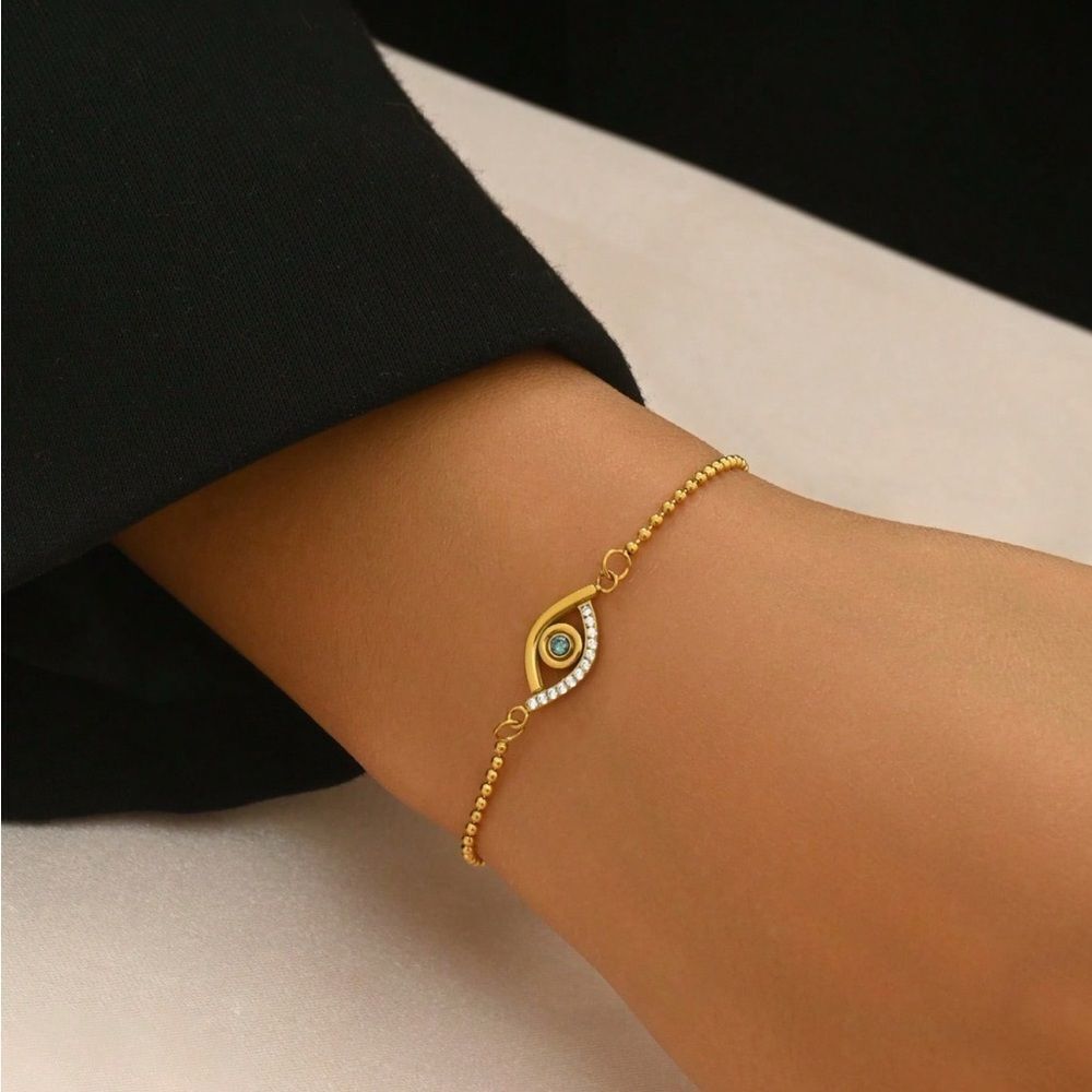 Gold Evil Eye Bracelet Q488